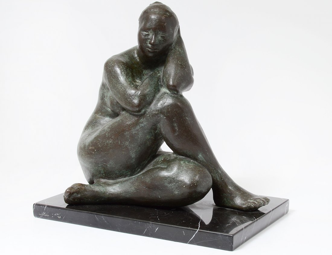 FRANCISCO ZUNIGA (Mexican 1912-1998): "Mujer Sentado". Signed Zuniga, dated 1974 and No. XXIII/XXVIII. Bronze. Height 10 3/8". Mounted on a marble base. (7000/9000)
