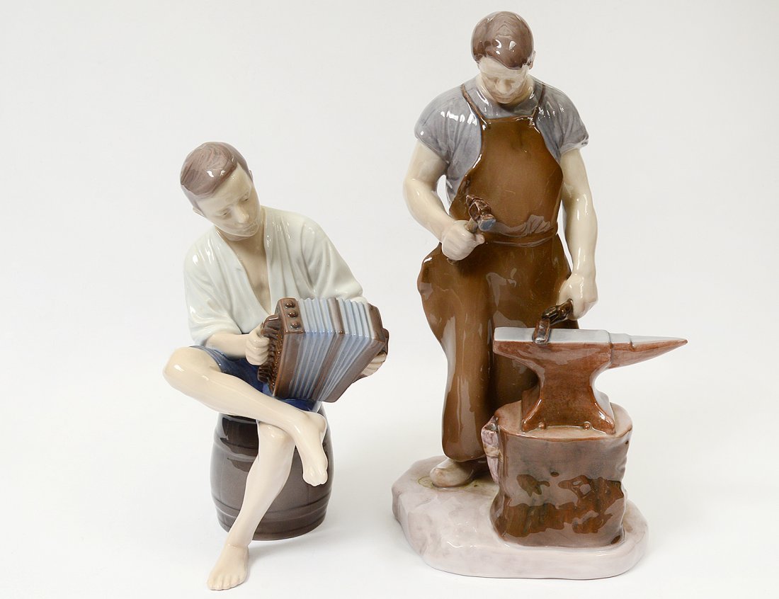 TWO BING & GRONDAHL PORCELAIN FIGURES (1 of 5)