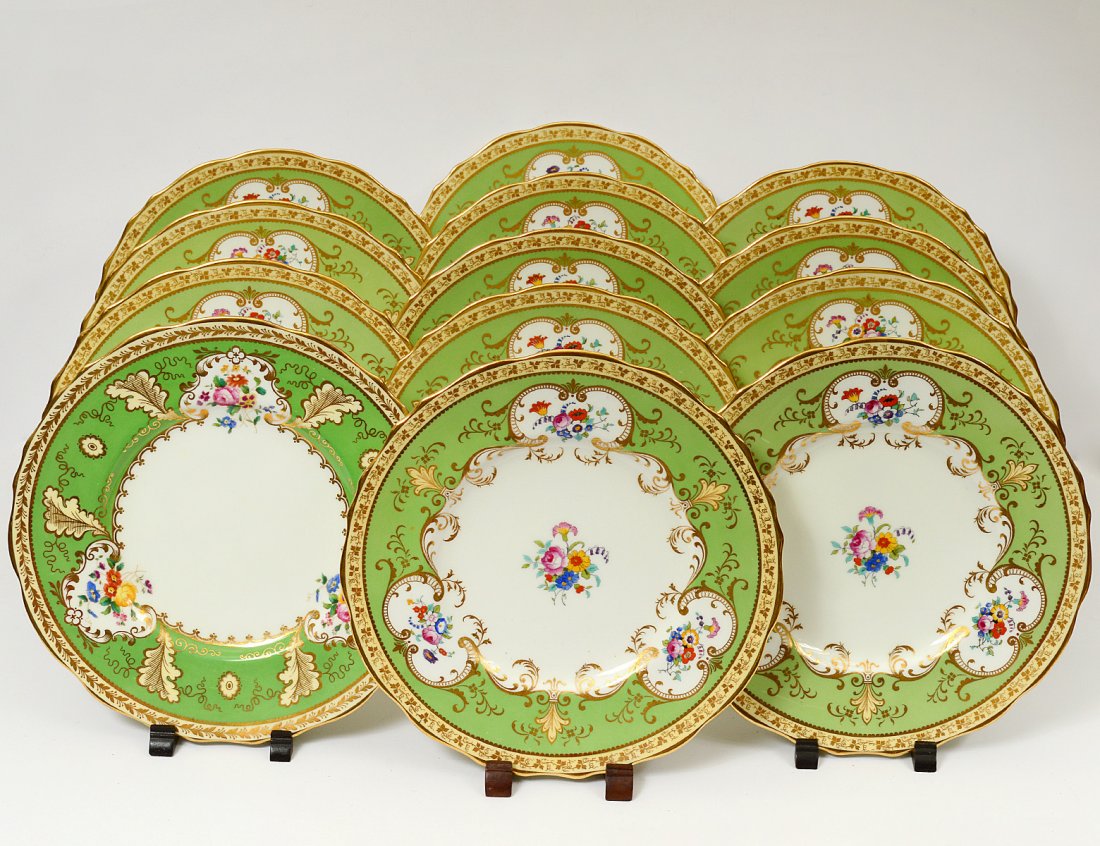 SET OF THIRTEEN CAULDON PORCELAIN SERVICE PLATES (1 of 3)