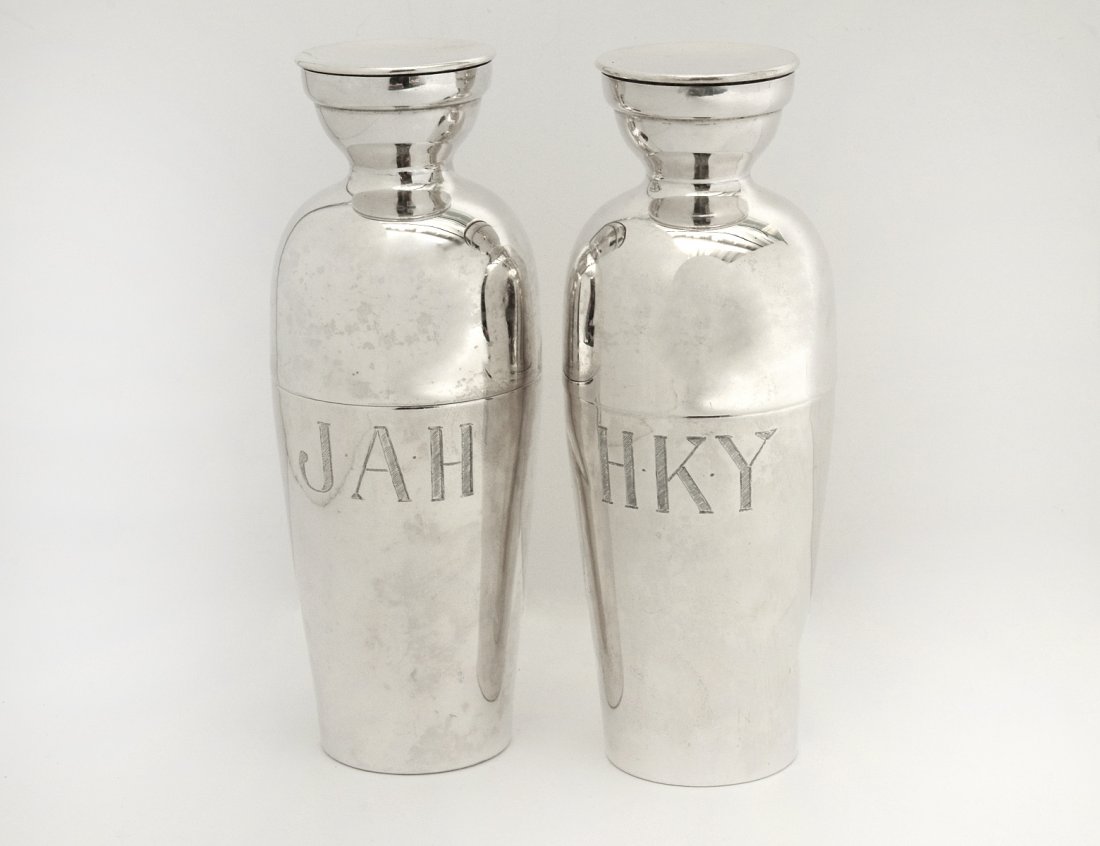 PAIR OF STERLING SILVER COCKTAIL SHAKERS (1 of 3)