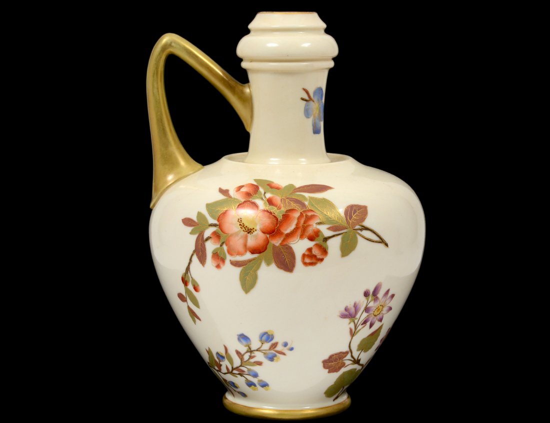 ROYAL WORCESTER PORCELAIN JUG (1 of 6)
