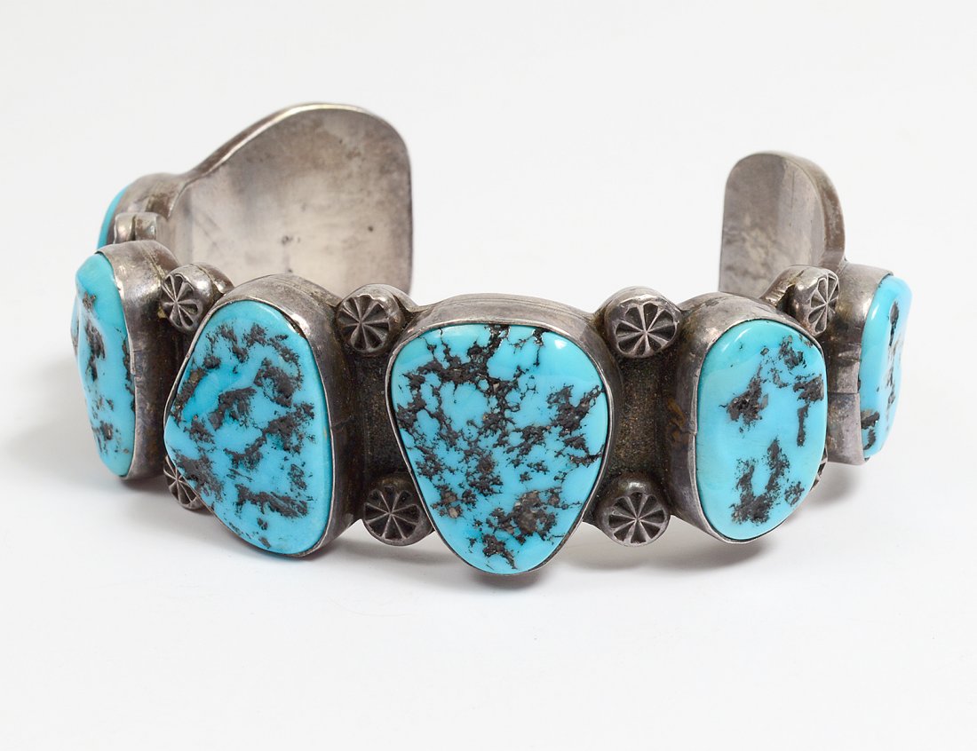 NATIVE AMERICAN STERLING SILVER CUFF BRACELET (1 of 6)