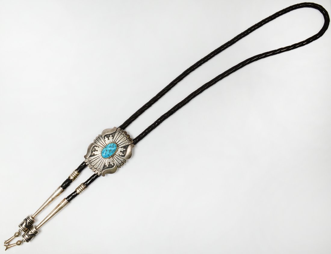 NAVAJO STERLING SILVER BOLO TIE (1 of 5)