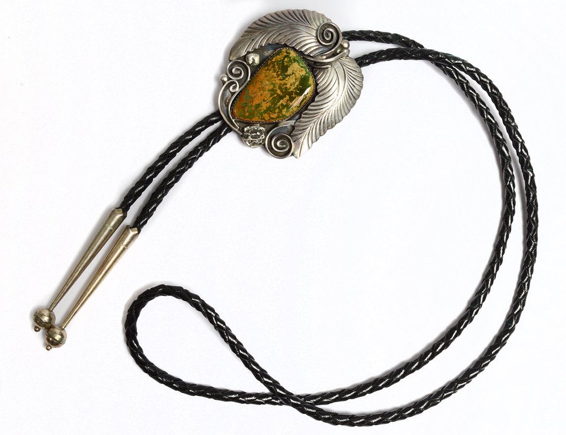 STERLING SILVER NATIVE AMERICAN BOLO TIE (1 of 4)