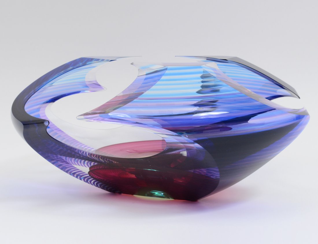 CONTEMPORARY ART GLASS BOWL