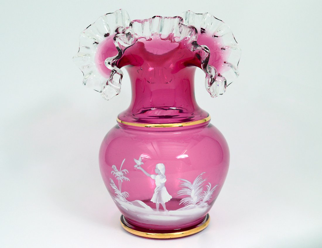 MARY GREGORY STYLE GLASS VASE (1 of 1)