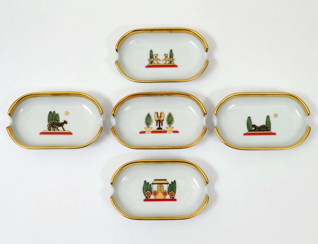 SET OF FIVE LIMOGES PORCELAIN ASHTRAYS (1 of 3)