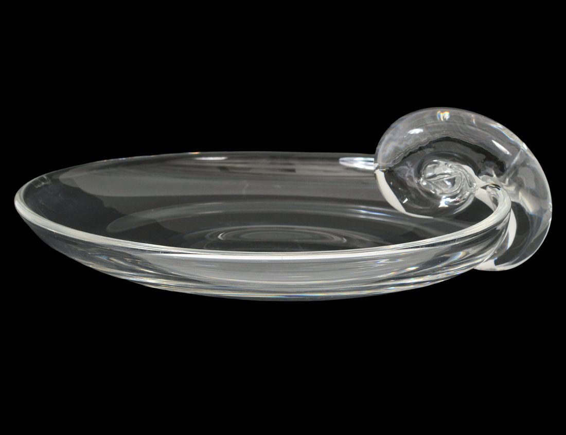 STEUBEN CRYSTAL SCROLL PLATE (1 of 3)