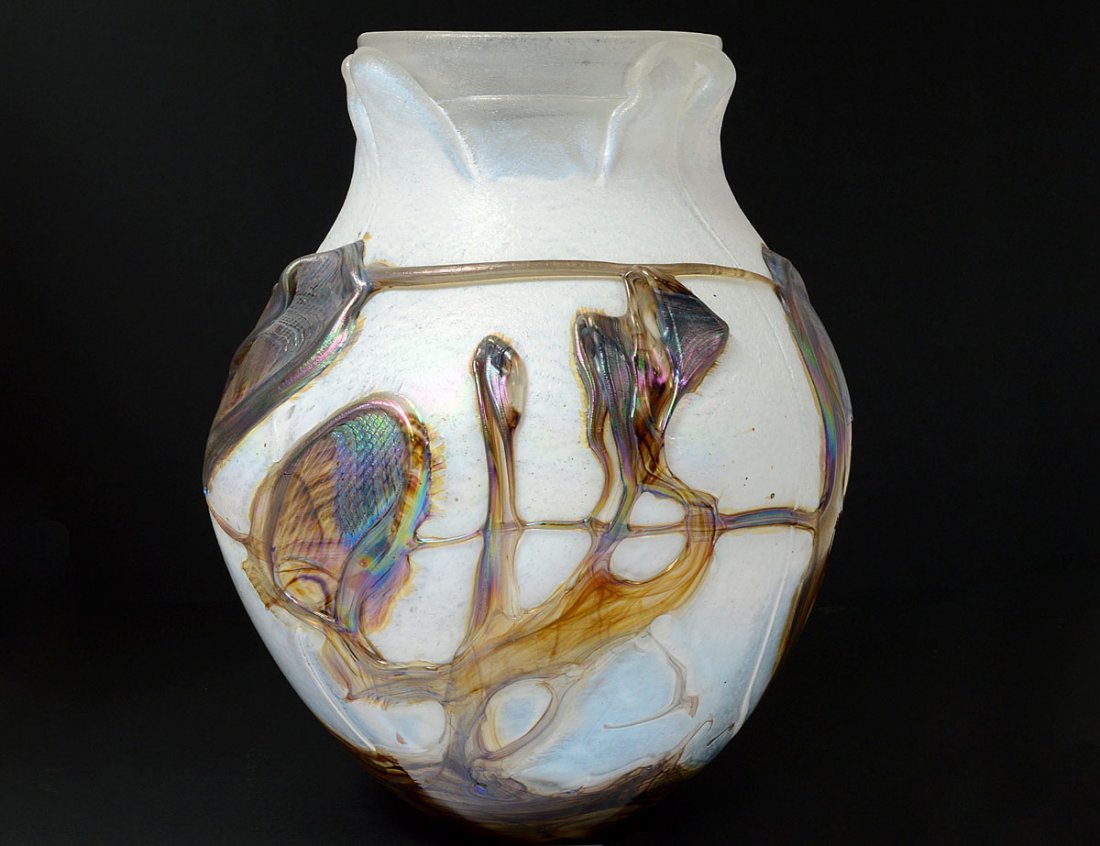 JEAN-CLAUDE NOVARO (20th Century): "Vase". Signed twice, inscribed and dated 1987. Art Glass. Height 15". (500/700)