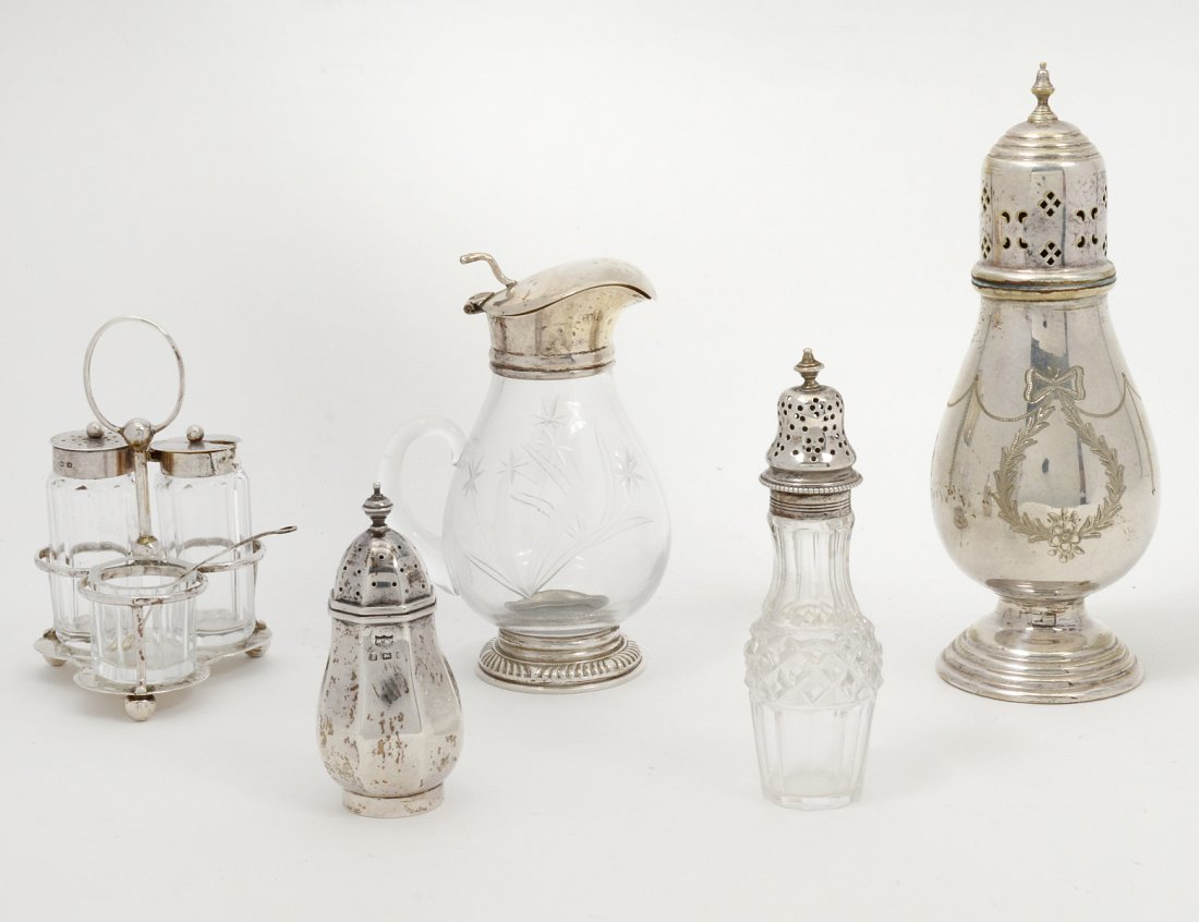 GROUP OF FIVE ASSORTED TABLE ARTICLES (1 of 1)