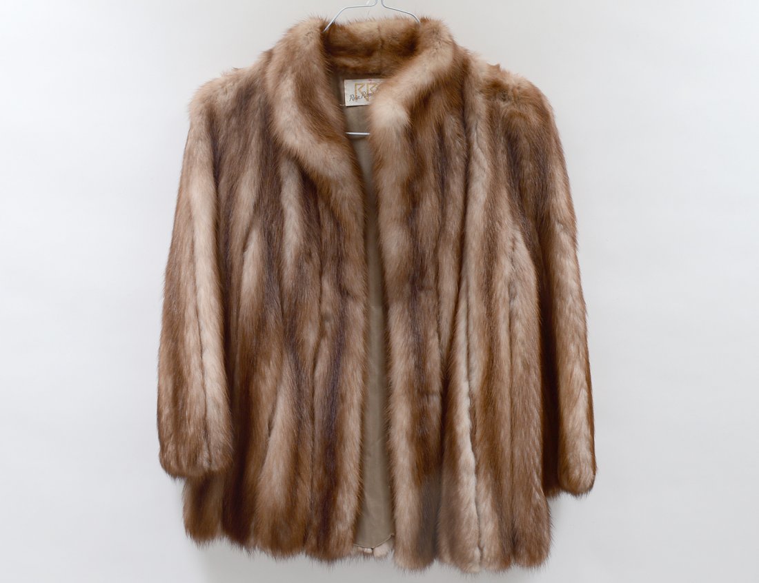 MINK JACKET: By Rein, Rame, Gurwitch & Moriber. Length 33". (300/500)