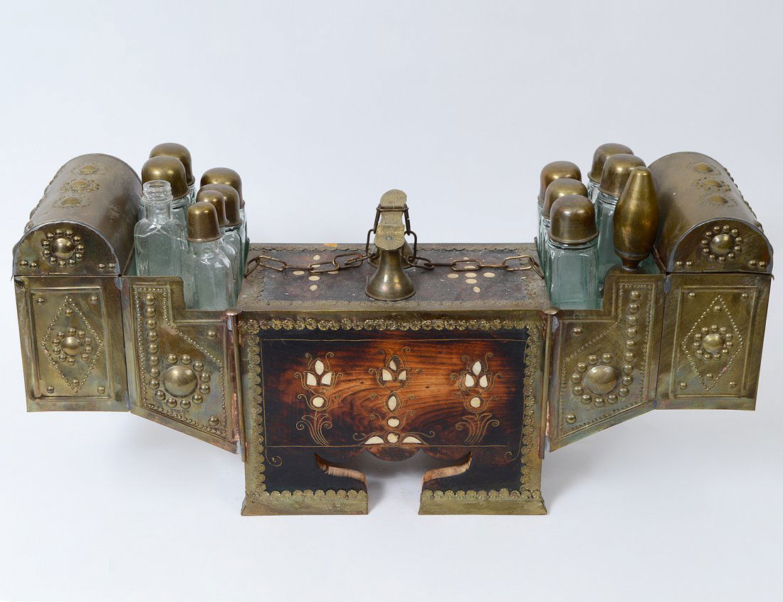 EXOTIC BRASS AND WOOD SHOE SHINE STAND (1 of 5)