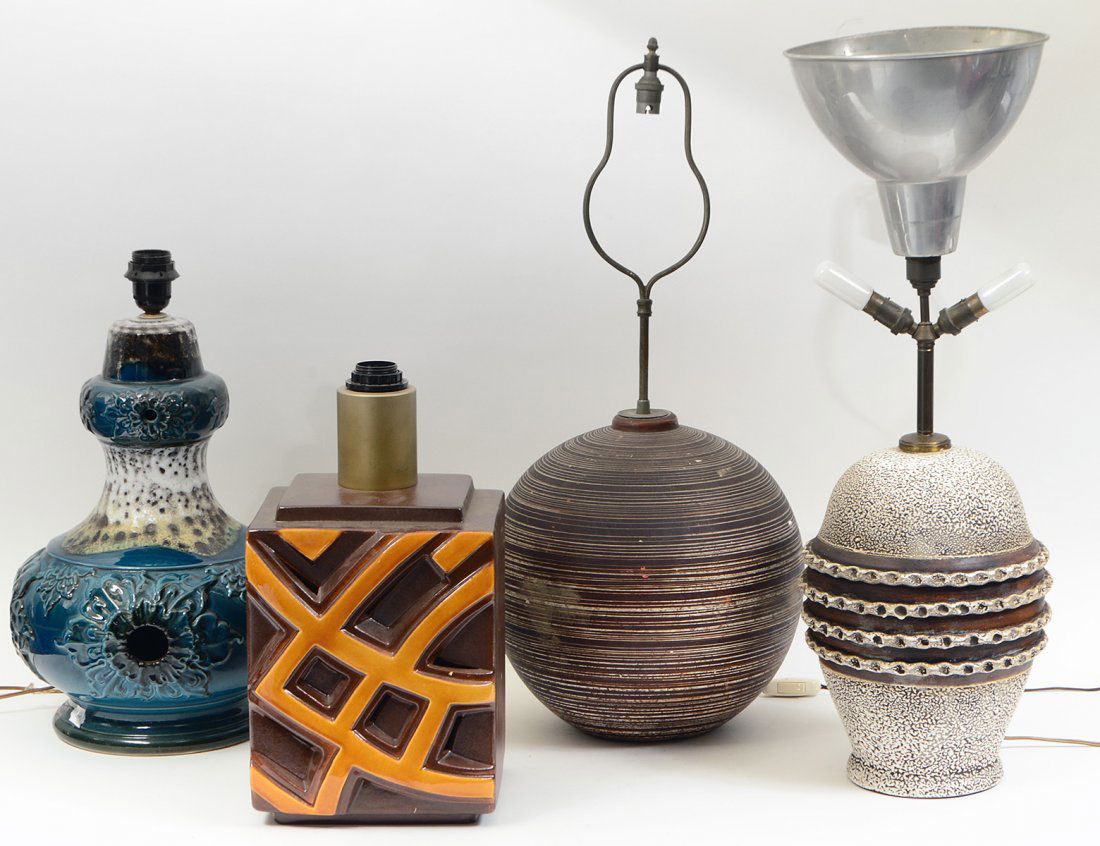 GROUP OF FOUR VINTAGE POTTERY LAMPS (1 of 1)