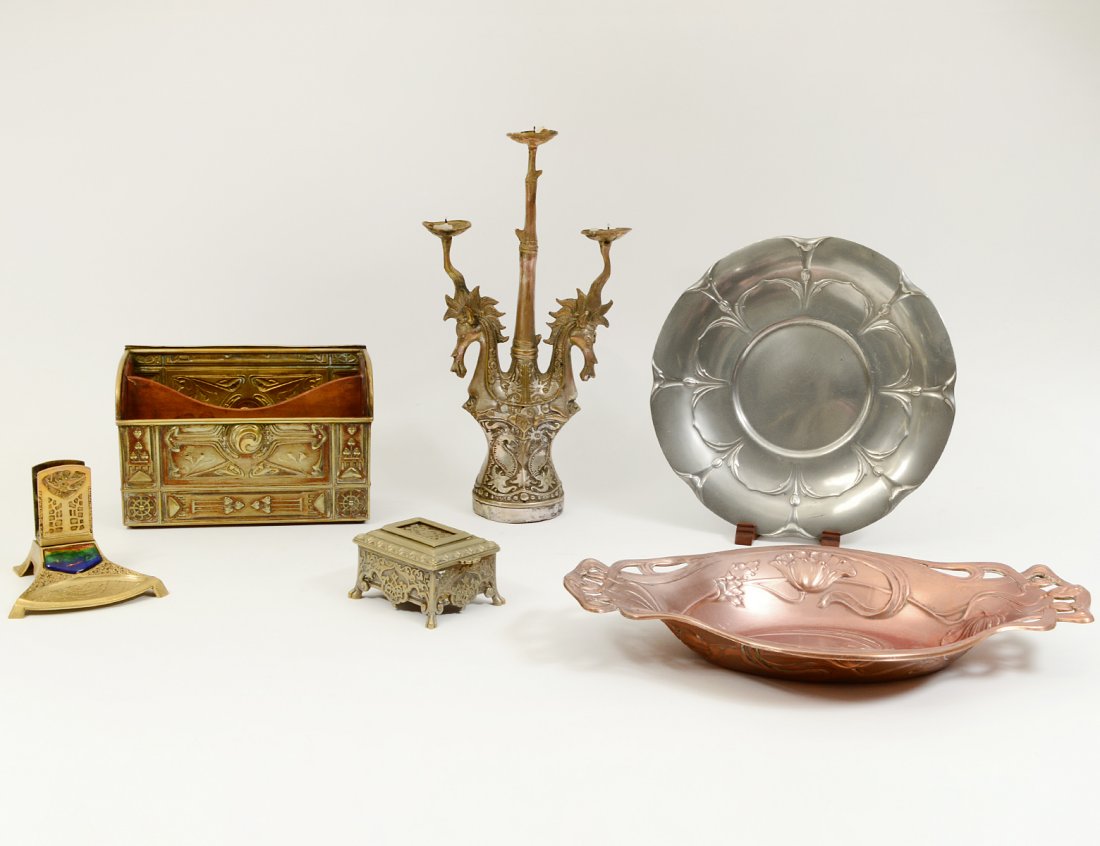 GROUP OF SIX METAL OBJECTS (1 of 7)