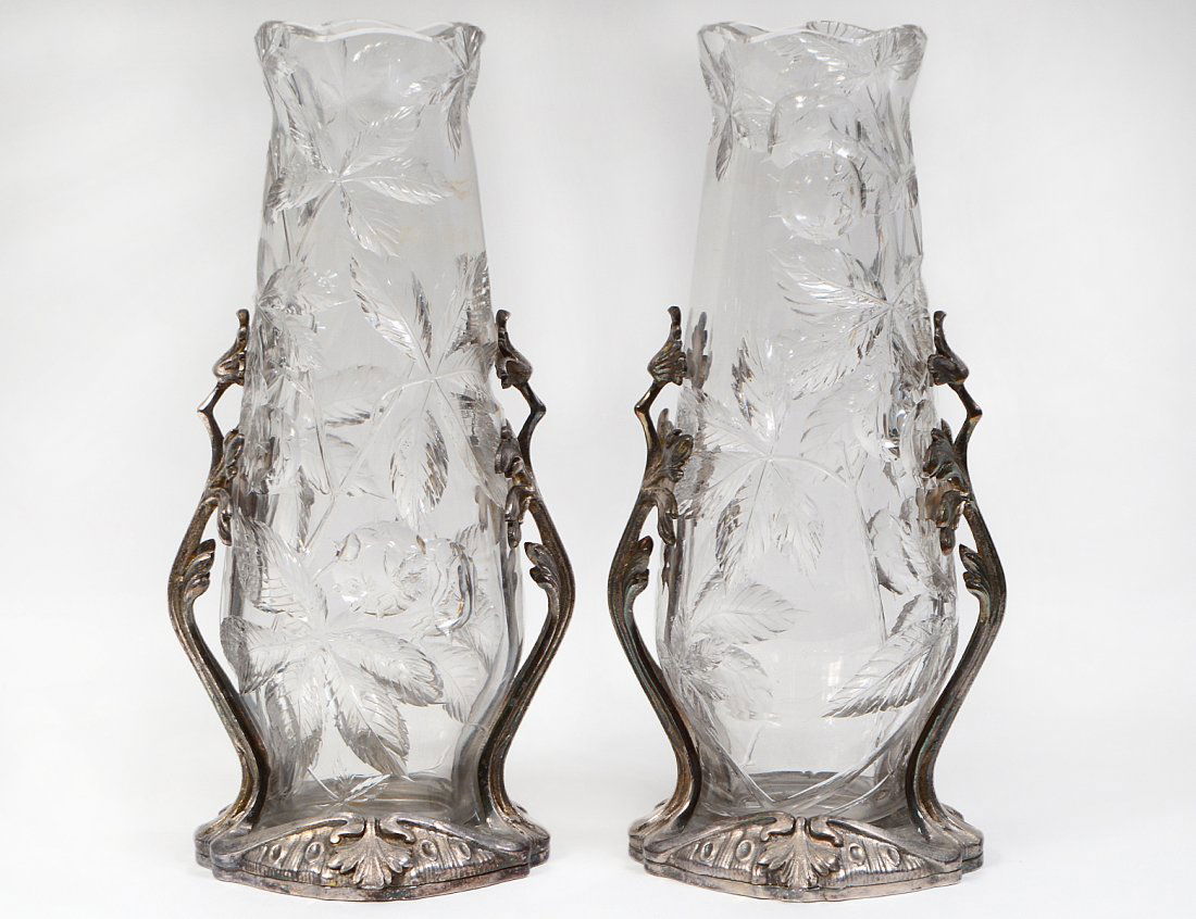 PAIR OF ART NOUVEAU BACCARAT ‘ROCK CRYSTAL’ VASES (1 of 8)