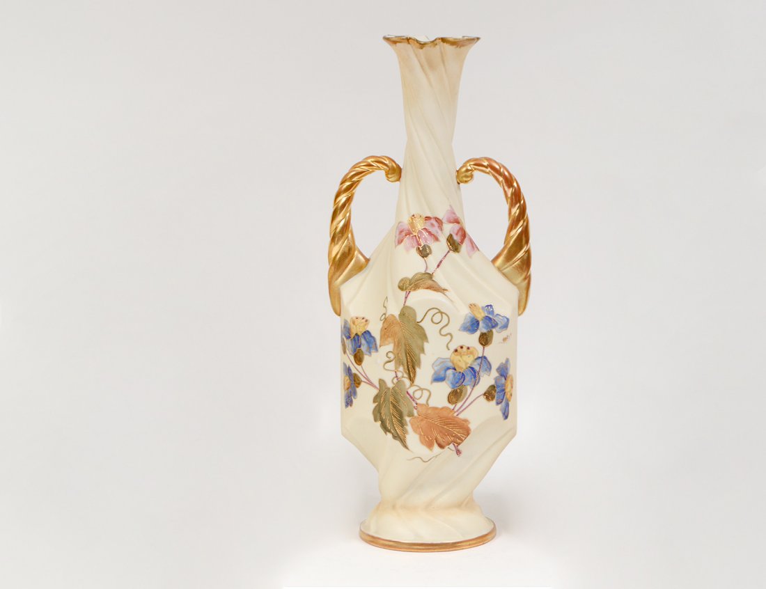 TALL ROYAL WORCESTER STYLE TWO HANDLED VASE (1 of 5)