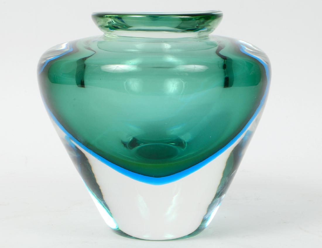 LUIGI ONESTO FOR OGETTI ART GLASS VASE: Italian. 20th Century. Signed on base. Original label. Measuring 8”. (Cond: good) (400/600)