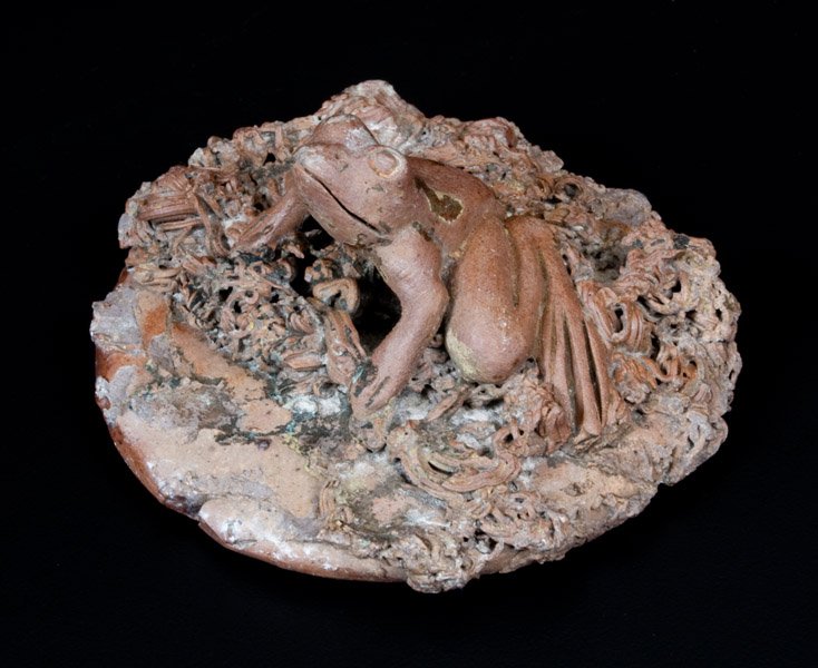 Rare Anna Pottery Frog Paperweight w/: Rare Anna Pottery Stoneware Frog Paperweight with Coleslaw-Decorated Base, Signed "Anna, Ills.," Wallace and Cornwall Kirkpatrick, Anna, IL, circa 1875, circular disc of clay with applied extruded cla