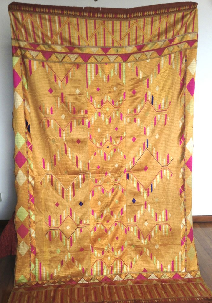 Vintage Phulkari Bagh Embroidered Indian Shawl (1 of 12)