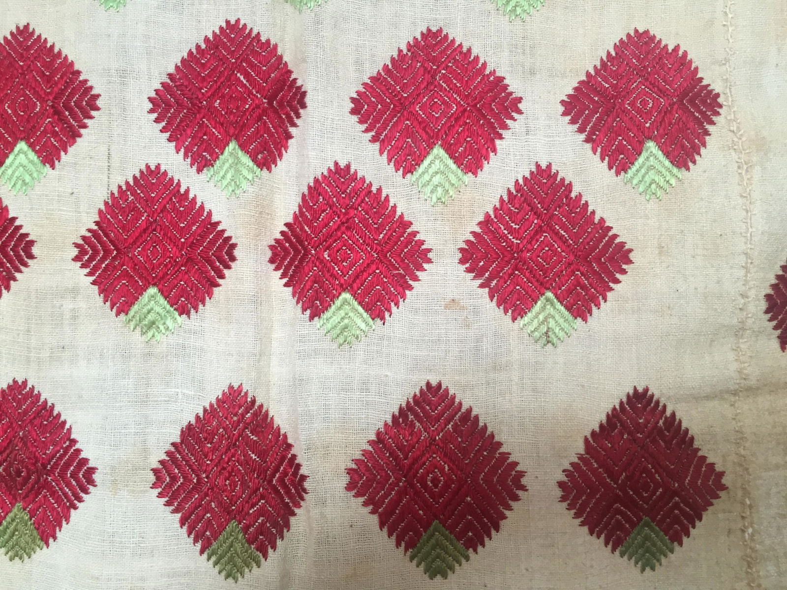 Vintage  Red & White Phulkari  Thirma Textile With Roses (1 of 14)