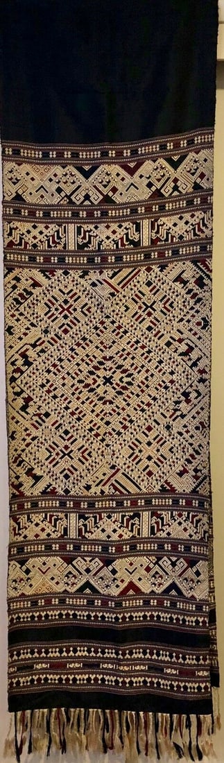 Superb Laotian Silk Shawl - Weaving Textile Art from Laos (1 of 12)
