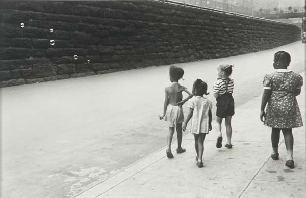 Helen Levitt (American, b. 1918) New York (#91), 19