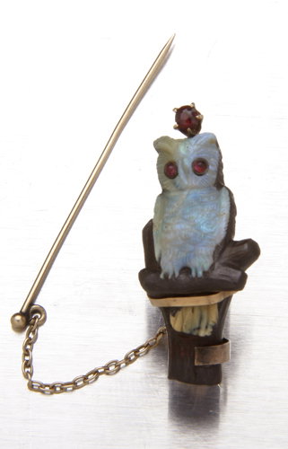 Victorian carved boulder opal owl pin, 14K mount, t