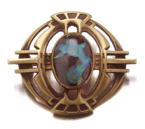 Jungenstil 14 K yellow gold brooch with matrix opal