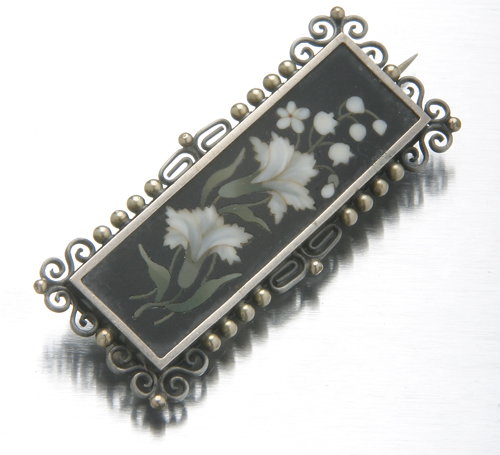 Fine Victorian pietra dura pin in a silver frame w