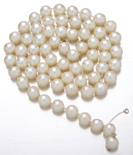 30" strand of large semi-baroque akoya pearls, six