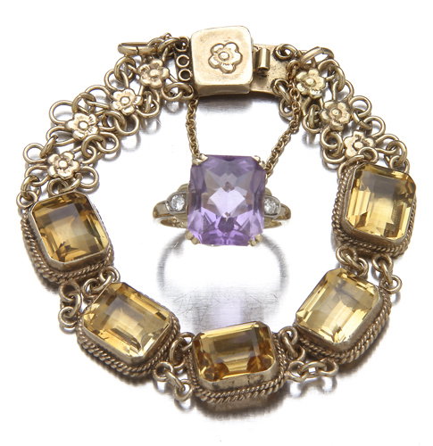 Gemstone jewelry from the 1930s: a 14K yellow gold