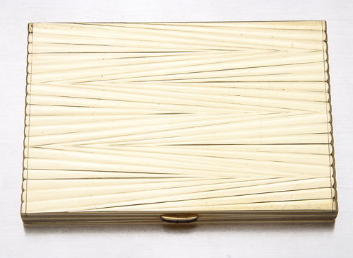 Cartier 18K yellow gold and sapphire cigarette cas