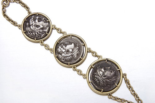 18K link bracelet with three ancient Greek coins,