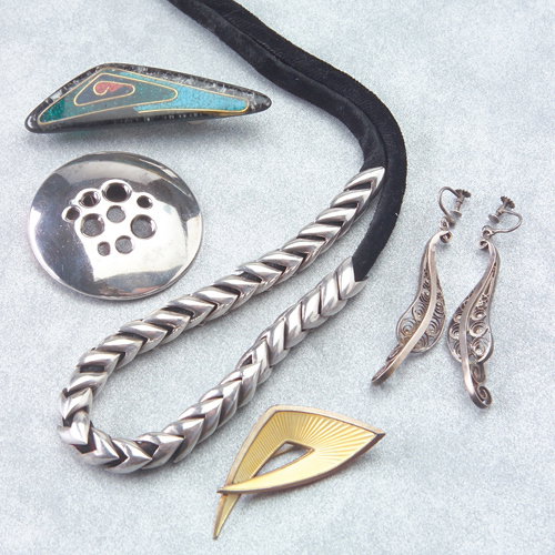 Studio jewelry, six pieces: Antonio Pineda Serpent