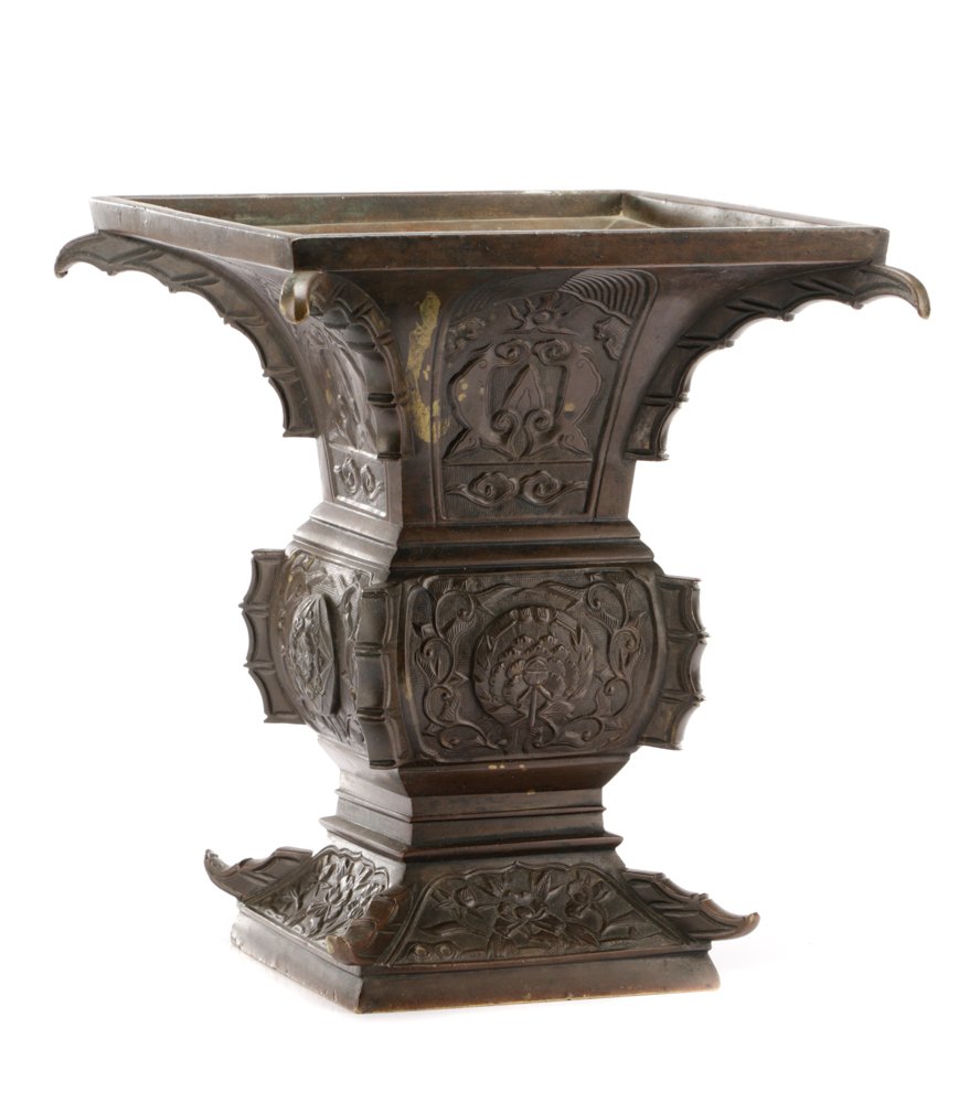 19th C. Japanese Gu Form Bronze Vase (1 of 9)