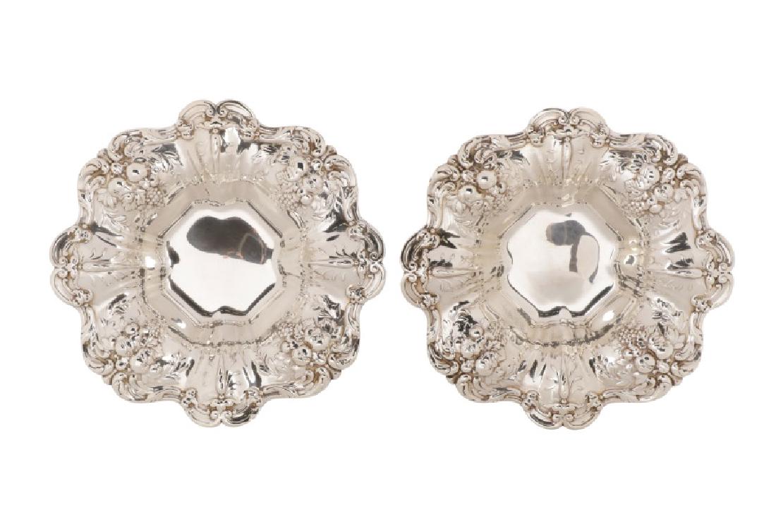 2 Large Reed & Barton "Francis I" Serving Bowls (1 of 5)