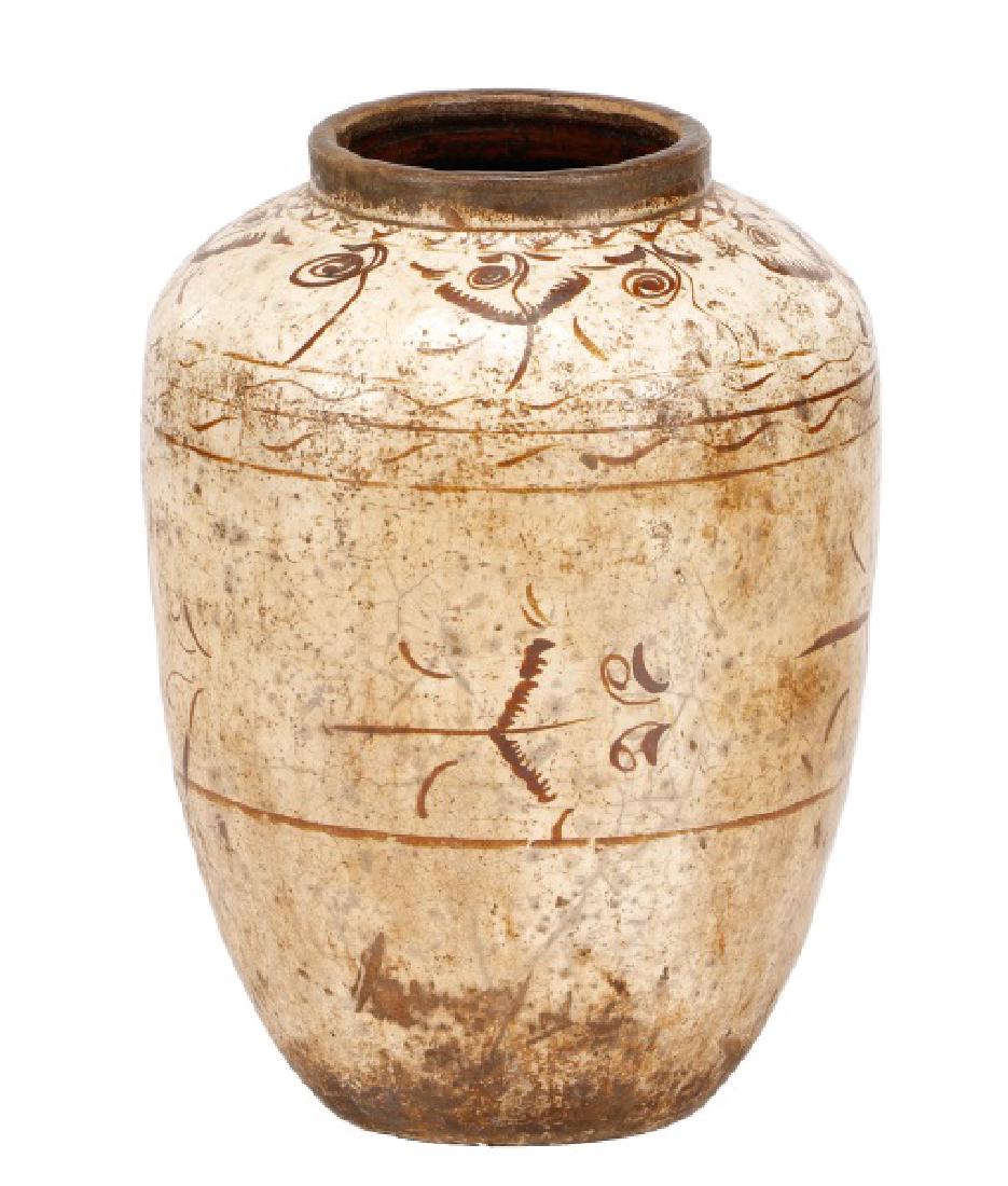Large Chinese Earthenware Cizhou Jar (1 of 8)