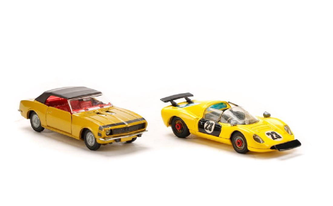 Corgi Toys 344 Ferrari & 338 Chevrolet Camaro (1 of 8)