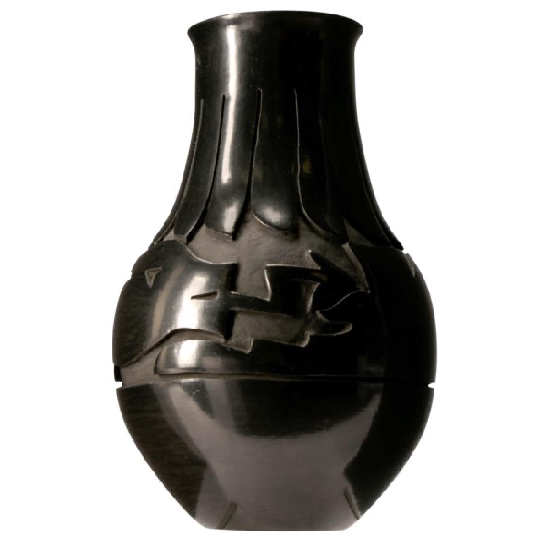 Mida Tafoya Santa Clara Pueblo Pottery Vase (1 of 1)
