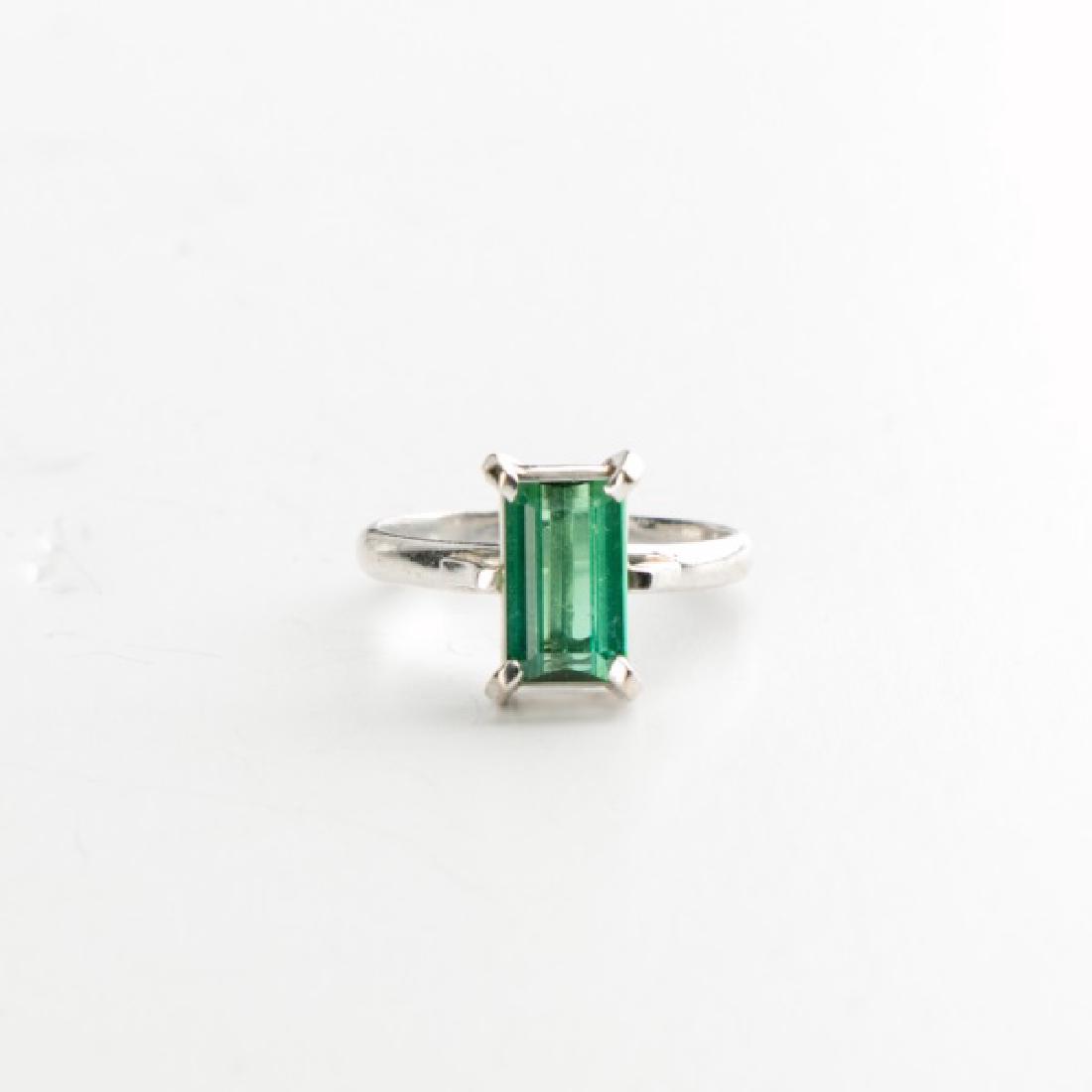 18k White Gold & Green Tourmaline Ring (1 of 2)