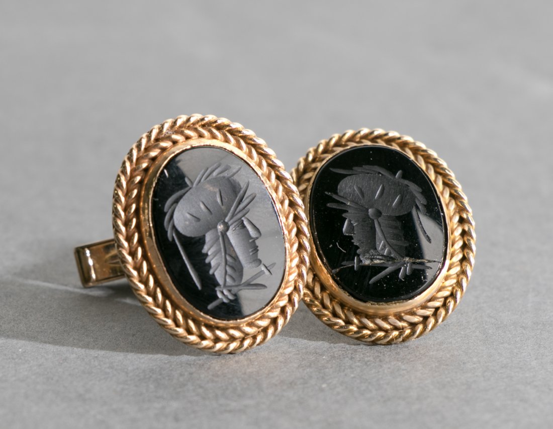 Pair, Men's 14k Yellow Gold & Onyx Cufflinks (1 of 2)