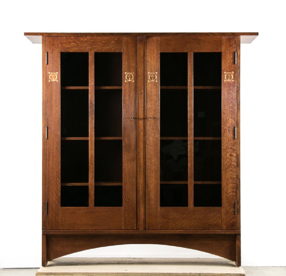 Stickley Arts & Crafts Inlaid Bookcase, 20th C (1 of 8)