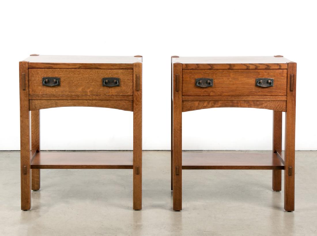Pair of Stickley Mission Nightstands, 20th C (1 of 8)
