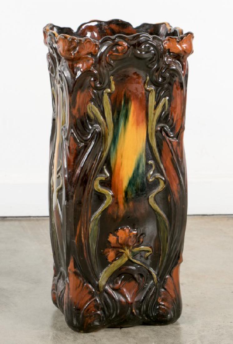 Weller Pottery Co. "Aurelian" Umbrella Stand (1 of 3)