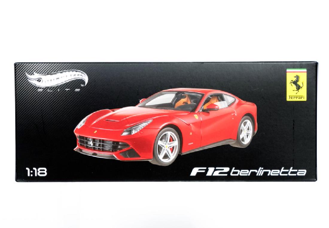 Hot Wheels F12 Berlinetta Ferrari 1/18 Die Cast (1 of 4)