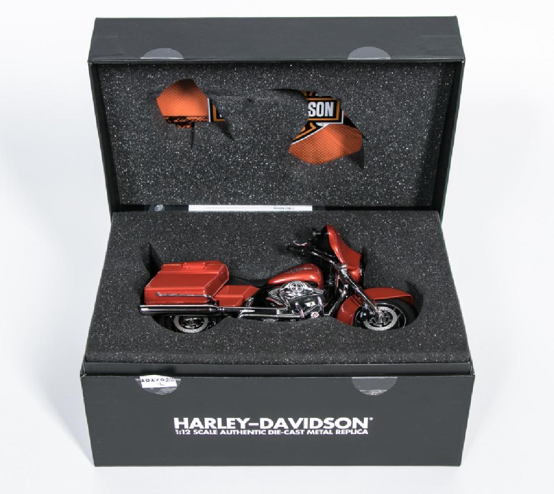 Harley Davidson Motorcycle DieCast Replica Toy