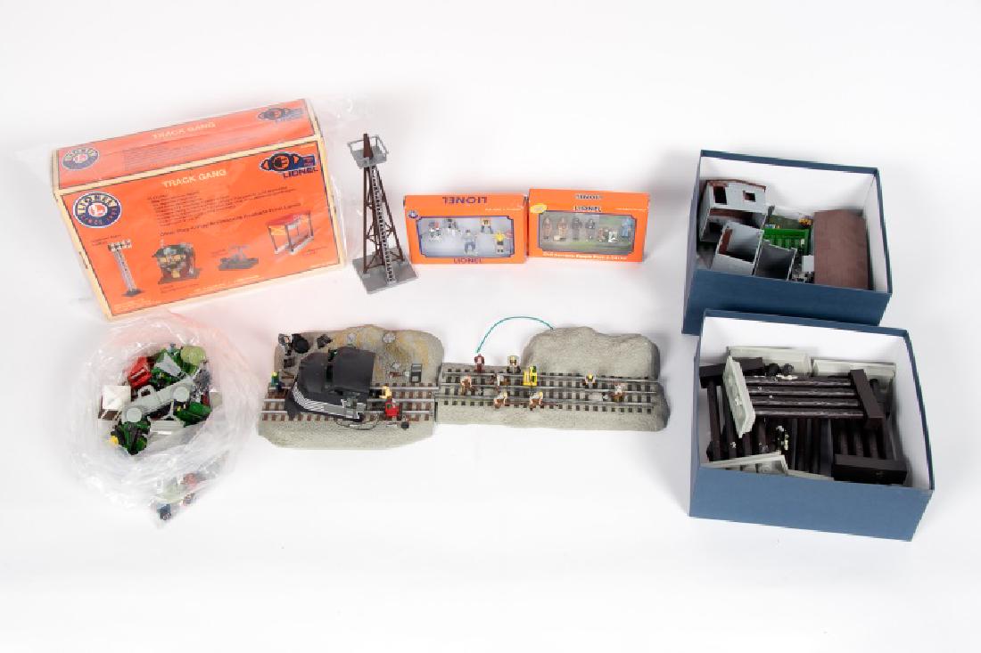 Box Lot - Farm Components & Figures, Some Boxed (1 of 3)