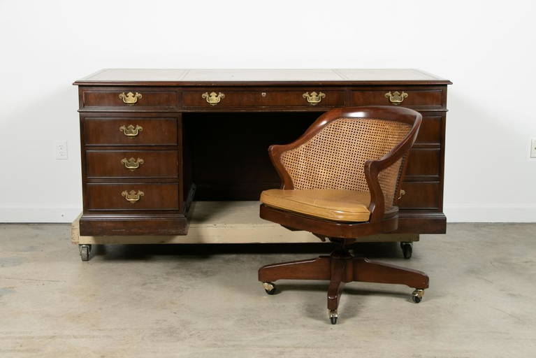 Kittinger Leather Top Executive Desk With Chair