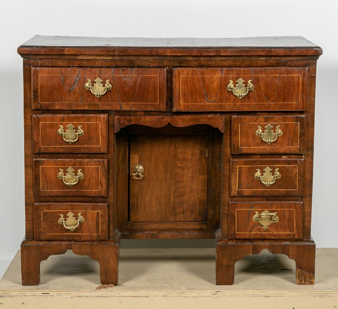 19th C. George III Style Mahogany Kneehole Desk (1 of 8)