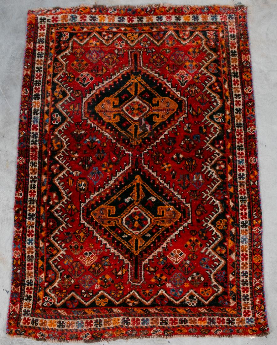 Hand Woven Shiraz Rug or Carpet, 3' 6" x 5' 3" (1 of 4)